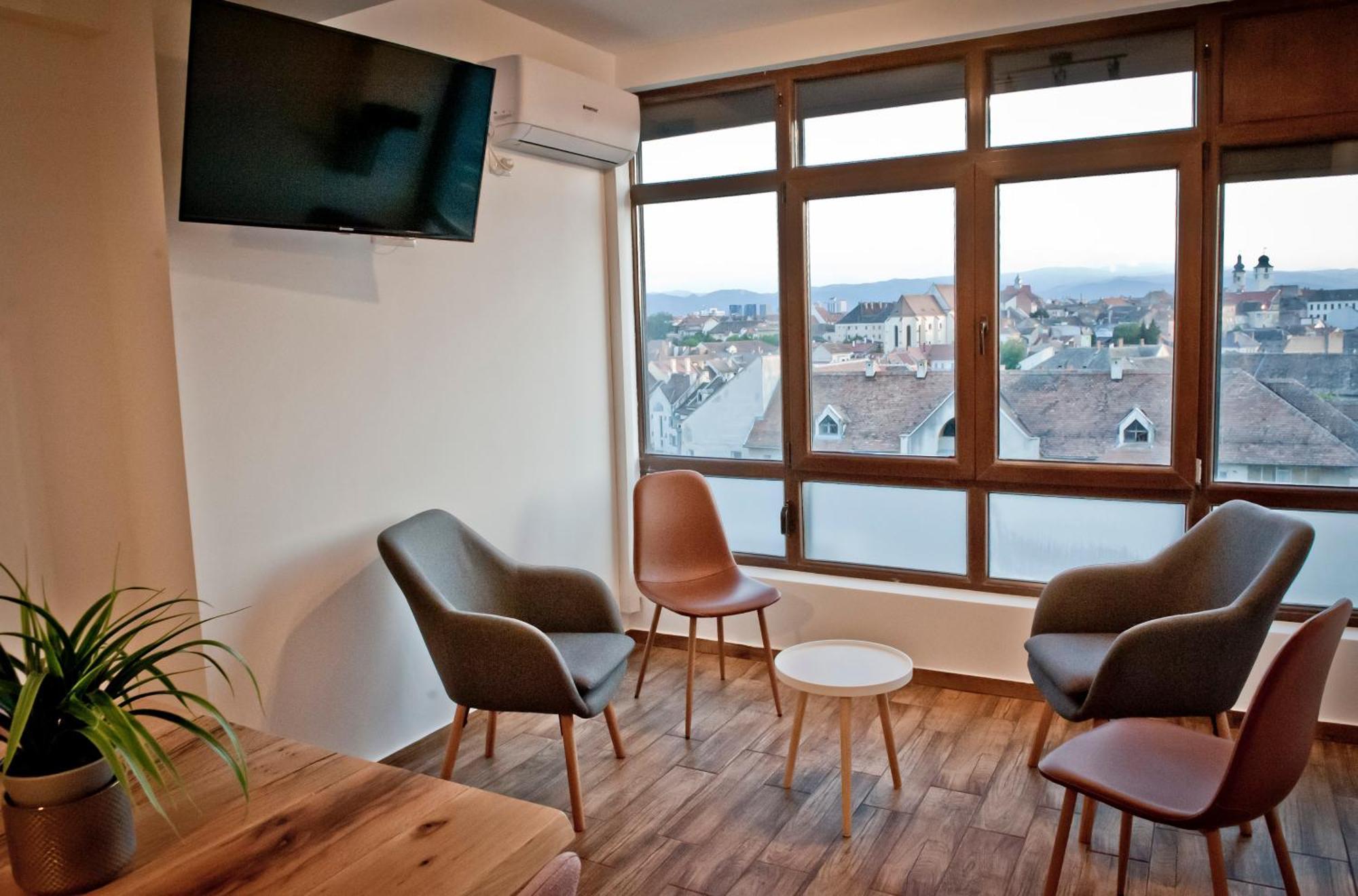 Sibiu Lotus Apartments Phòng bức ảnh